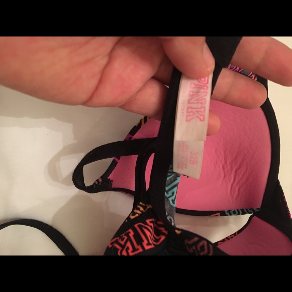 PINK Victoria Secret bra 32b like New - Picture 2 of 2